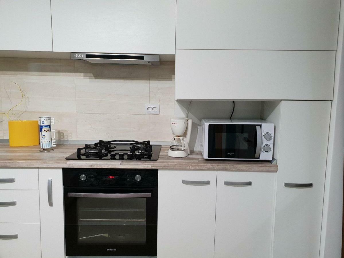 Unique Apartment *